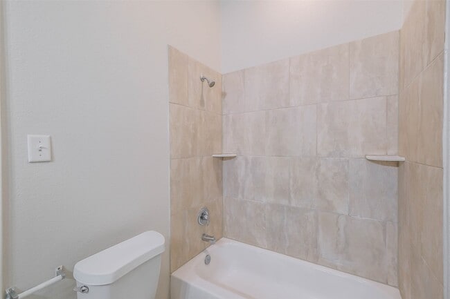 Building Photo - 3211 Avenue O
