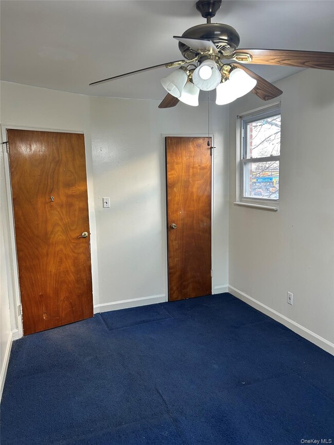 Building Photo - 9801 Seaview Ave