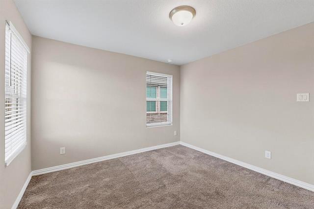 Building Photo - 333 Edmund Ln