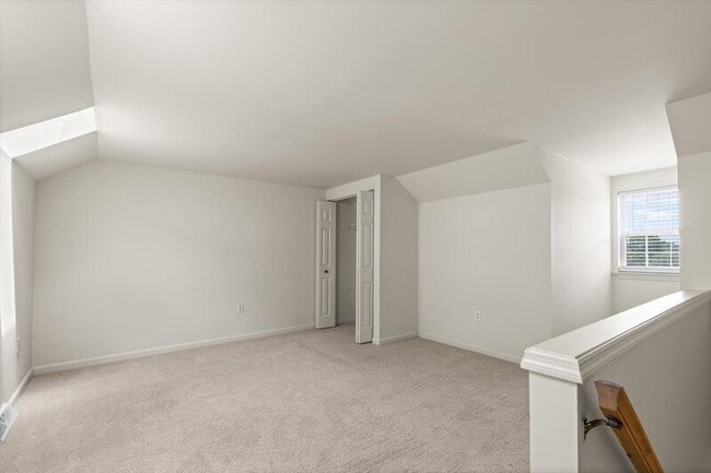 Building Photo - 11 Covington Ct