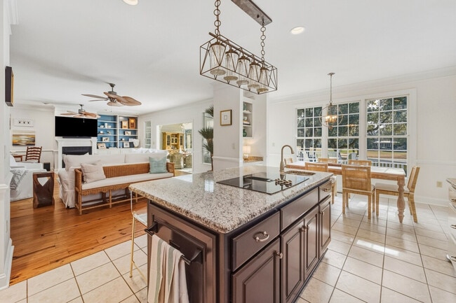 Building Photo - 21 Wallace Pate Dr