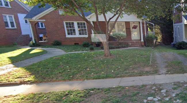 Primary Photo - Move In Special One Month Free-2 Bedroom 1...