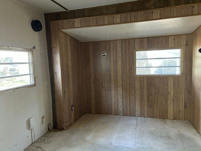 Building Photo - 38706 Daughtery Rd