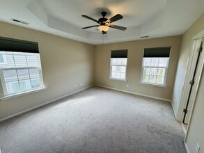 Building Photo - 408 Provincial St