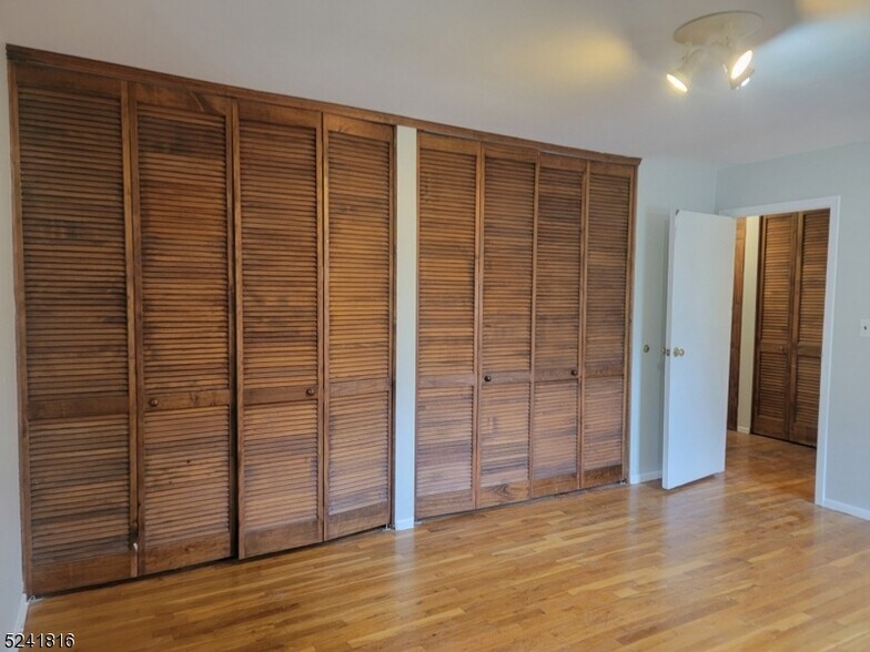 Main Bedroom closets - 401 US-22