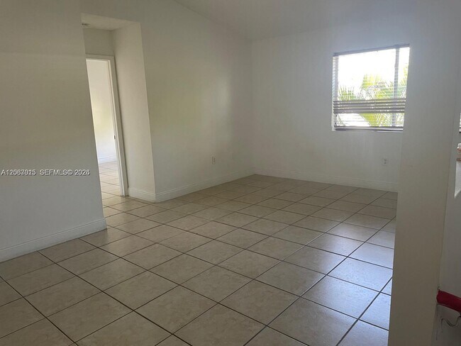 Building Photo - 7991 SW 152nd Ave