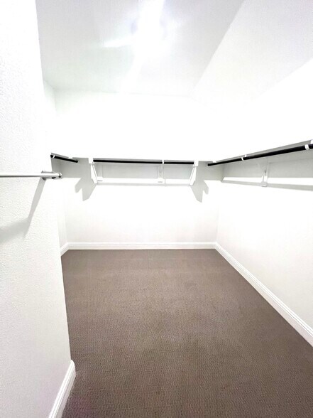 Building Photo - 2367 Aspen Hl Dr