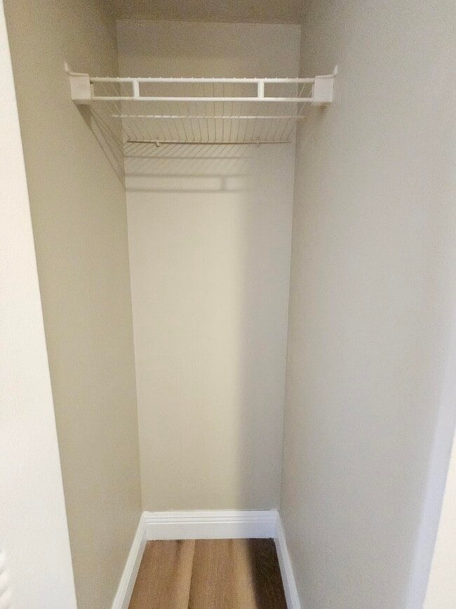 Building Photo - 4191 N Haverhill Rd