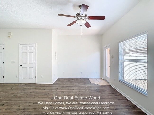 Building Photo - 9155 Hunters Mill Dr