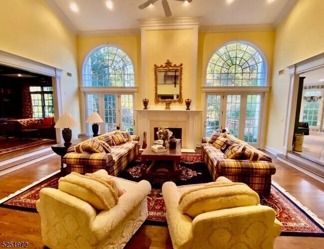 Living Room - 1 Hurlingham Club Rd