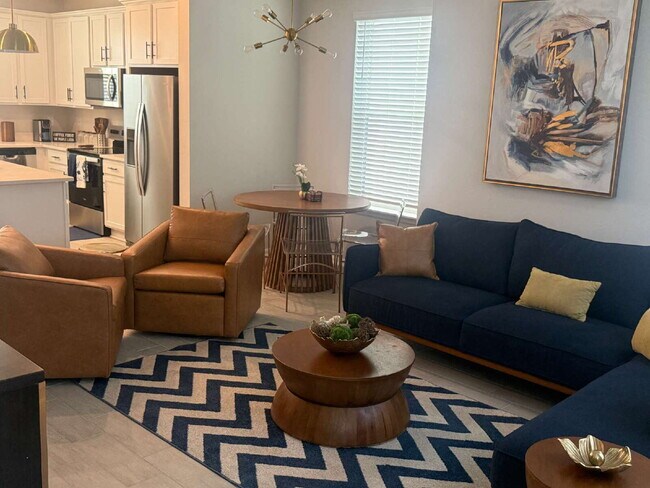 Building Photo - Modern 2-Bedroom Townhome with Garage Park...