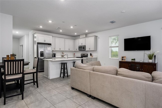 Building Photo - 1912 Swivel Ln