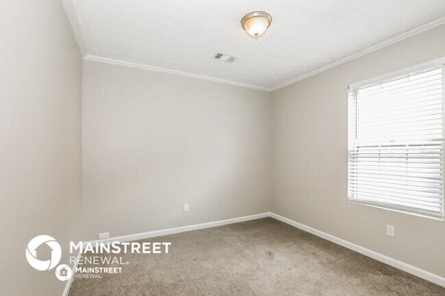 Building Photo - 5155 Tussahaw Crossing