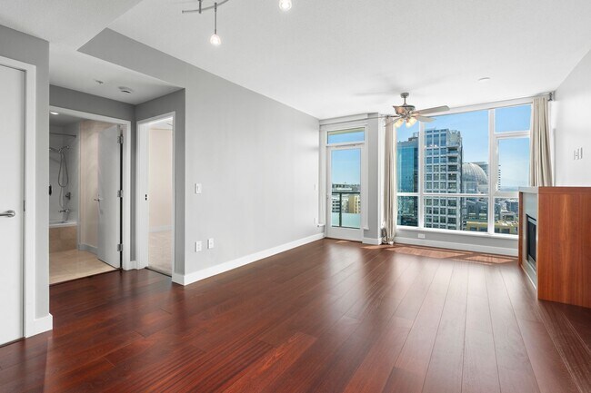 Building Photo - 325 Seventh Ave