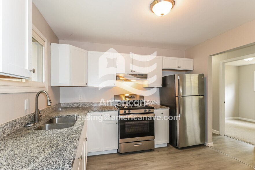 Building Photo - 937 Clearfield Dr