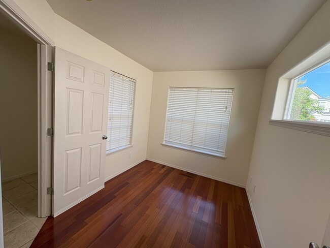 Building Photo - 16850 NW Arizona Dr