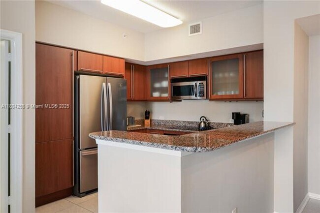 Building Photo - 2080 S Ocean Dr