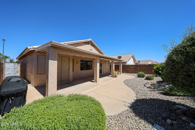 Building Photo - 18100 N Coconino Dr