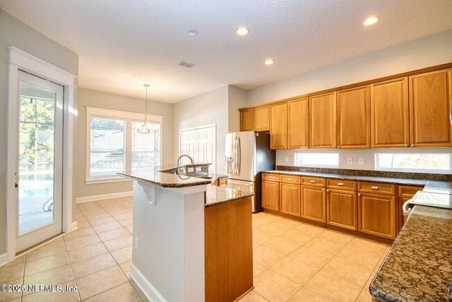 Building Photo - 1440 S Burgandy Trail