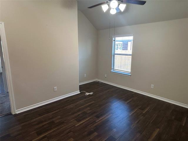 Building Photo - 1905 Sunflower Dr