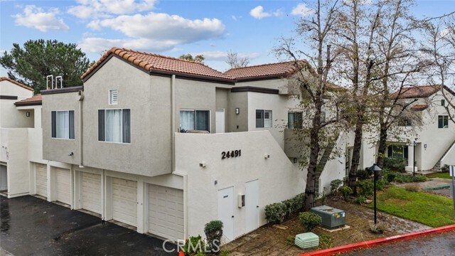 Building Photo - 24491 Valle Del Oro