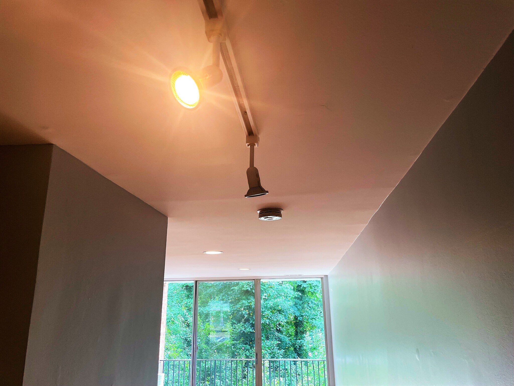 Building Photo - 8405 Greenbelt Rd