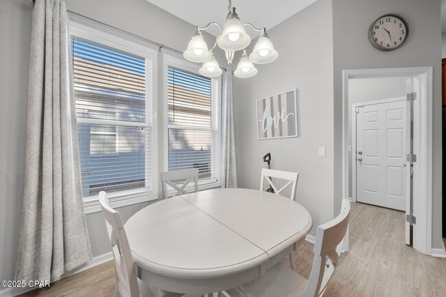 Building Photo - 101 Amherst Way