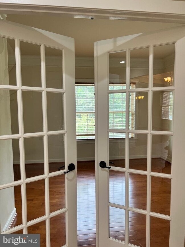 Building Photo - 44377 Stone Roses Cir