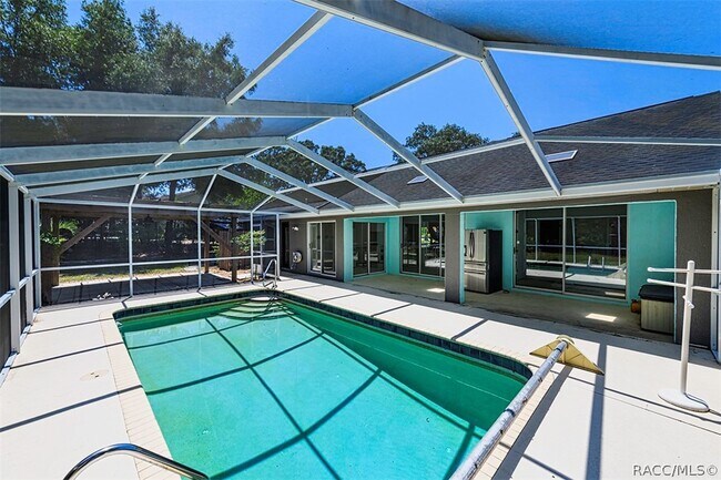 Building Photo - 1105 N Chance Way