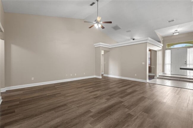 Building Photo - 5320 SW 115th Loop
