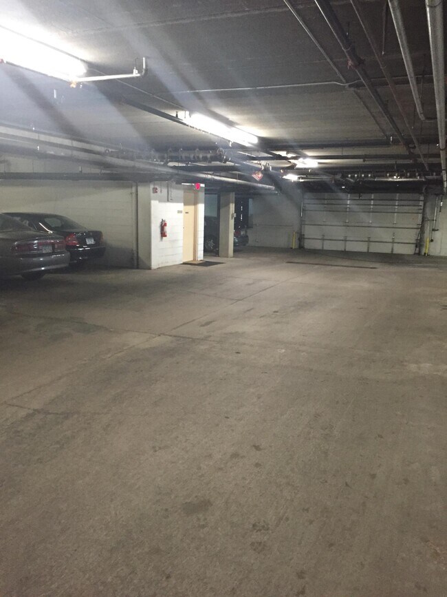 Building Photo - 16955 Toronto Ave SE