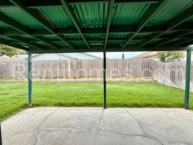Building Photo - 8575 Keystone Ct