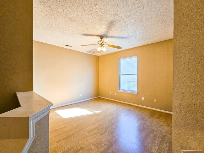 Building Photo - 2221 Collins Way