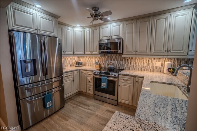 Building Photo - 26000 Hickory Blvd