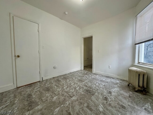 Building Photo - 232 Stuyvesant Ave