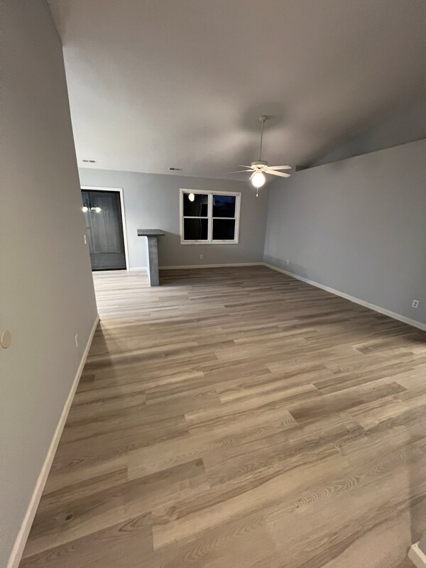 Building Photo - 3906 Deer Trail