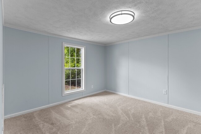 Building Photo - 2061 Center Ct SW