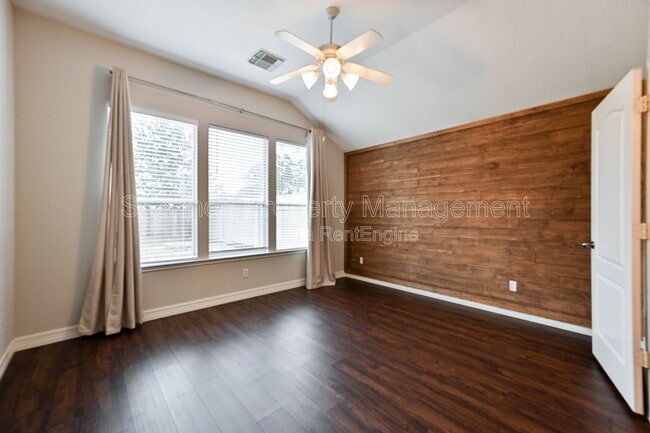 Building Photo - 10947 Redstone Ct