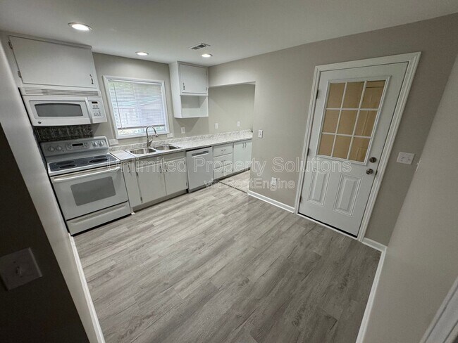 Building Photo - 4938 Wrightsville Ave