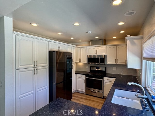 Building Photo - 14121 Picasso Ct