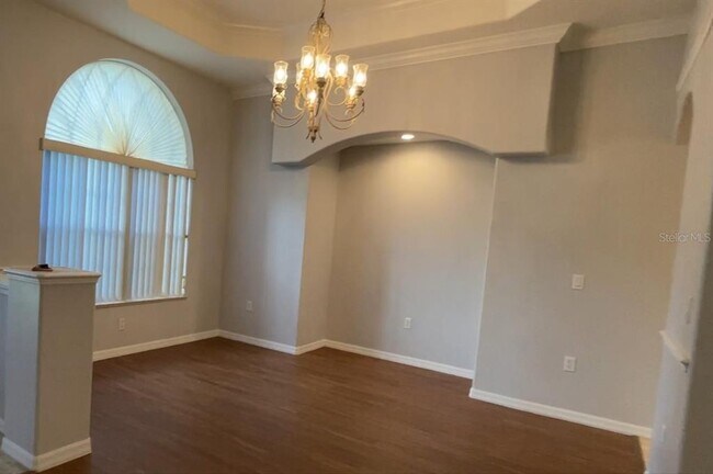 Building Photo - 1878 W Pine Ridge Blvd