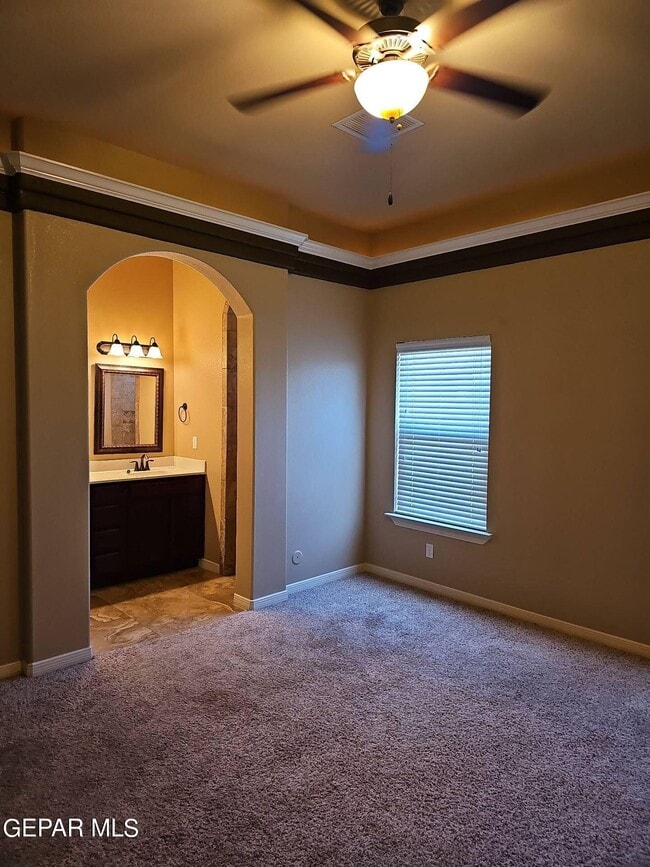 Building Photo - 3704 Grand Bahamas Dr