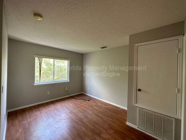 Building Photo - 14328 Rainsong Dr