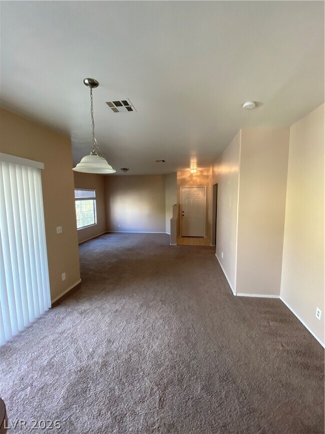 Building Photo - 6804 Indian Chief Dr