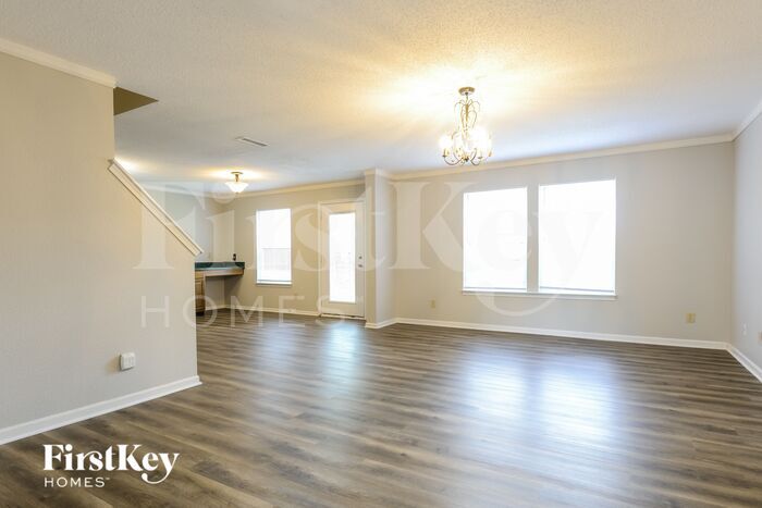 Building Photo - 10964 Sweetsen Rd