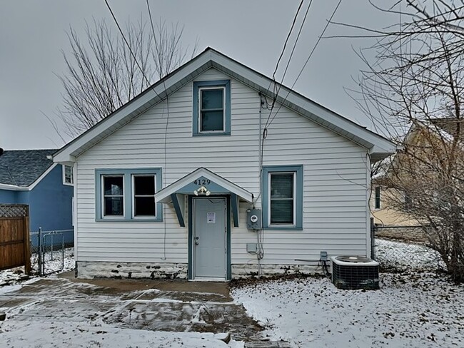 Building Photo - WINTER SPECIAL!! 3 Bedroom, 1 Bathroom Hou...