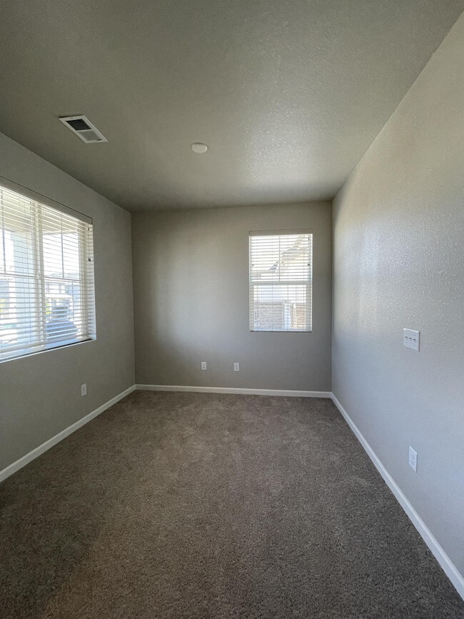 Building Photo - 27226 E Bayaud Ave