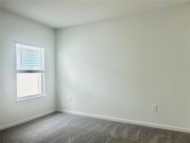 Building Photo - 6915 SW 89th Ln