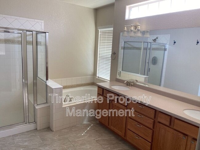 Building Photo - 14786 Air Garden Ln