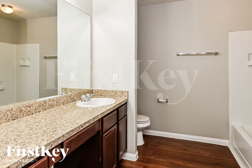 Building Photo - 15534 Kiplands Bend Dr